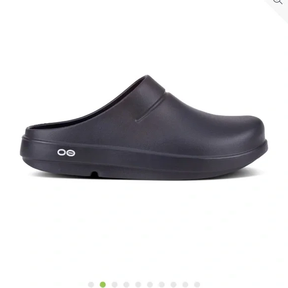 OOFOS | Shoes | Oofos Black Slipon Loafers With Seamless  display picture 3